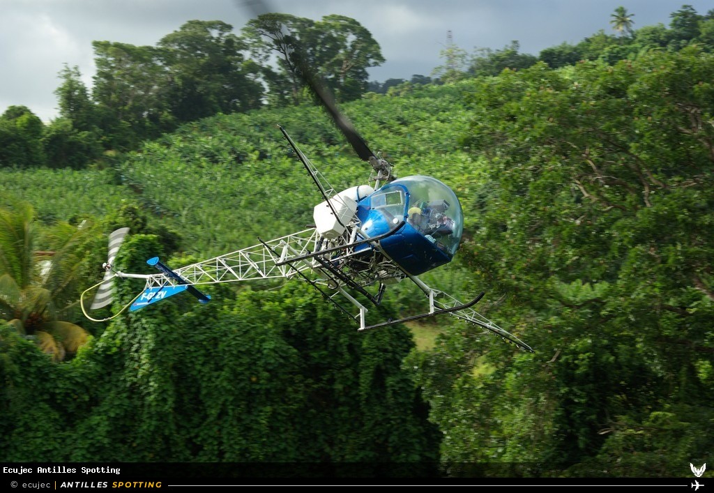F-GIZV · Bell 47, Air Antilles Associés, Martinique – Aimé Césaire