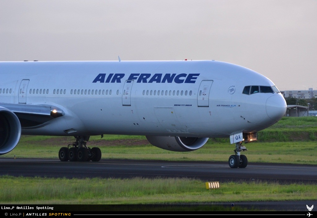 F-GSQX · Boeing 777-300ER, Air France, Pointe-à-Pitre – Maryse Condé
