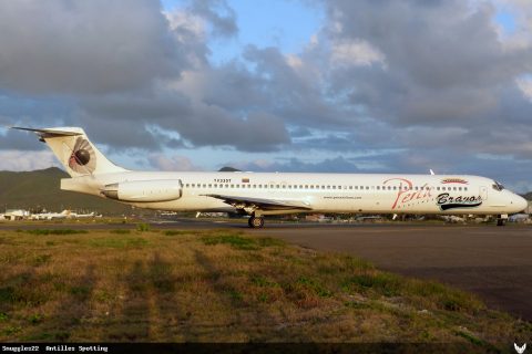 YV-335T · McDonnell Douglas MD-82, Sint Maarten – Princess Juliana