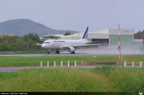 F-GKXC · Airbus A320, Martinique – Aimé Césaire