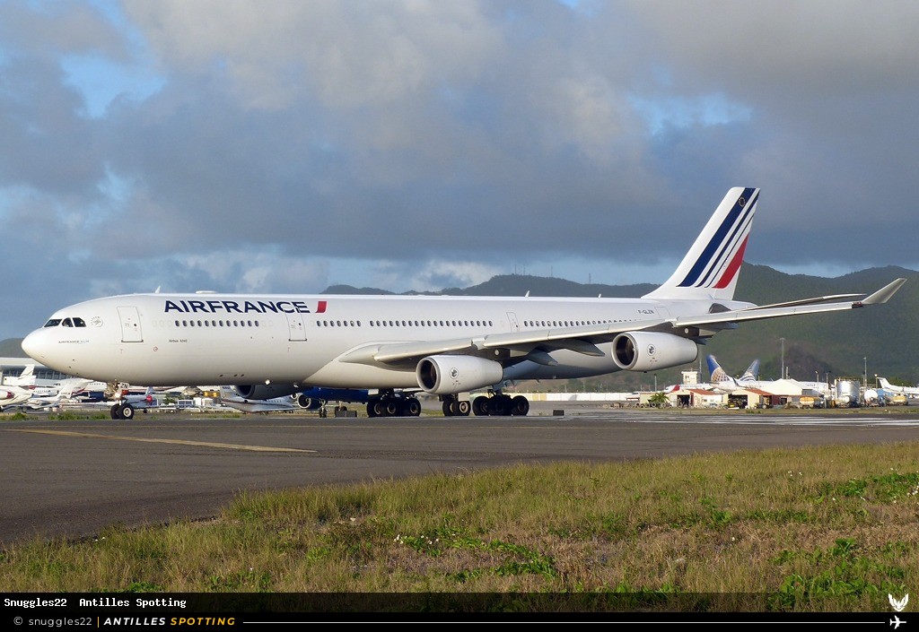 F-GLZN · Airbus A340-300, Air France, Sint Maarten – Princess Juliana