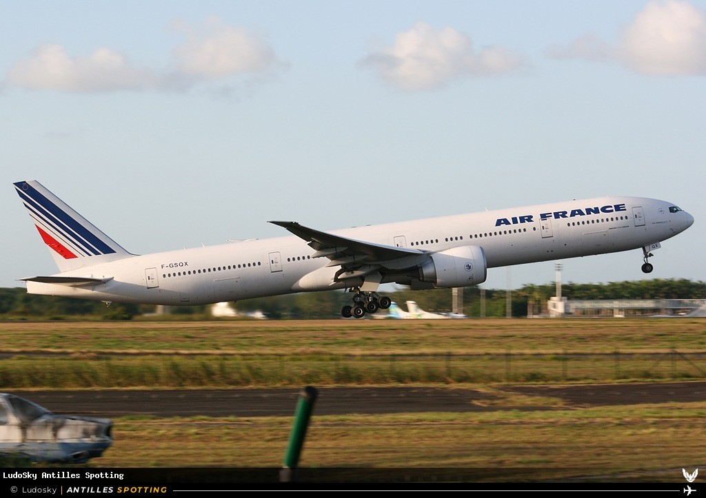 F-GSQX · Boeing 777-300ER, Air France, Pointe-à-Pitre – Maryse Condé