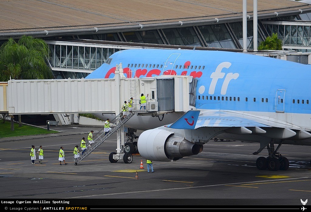 F-GTUI · Boeing 747-400, Corsairfly, Martinique – Aimé Césaire