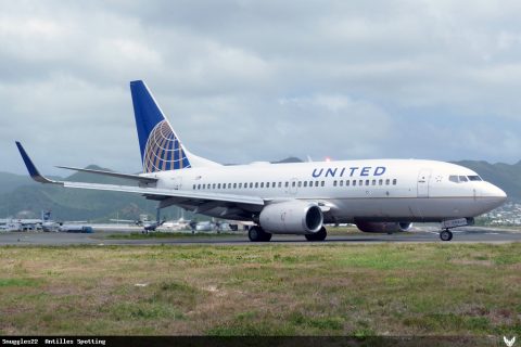 N16703 · Boeing 737-700, Sint Maarten – Princess Juliana