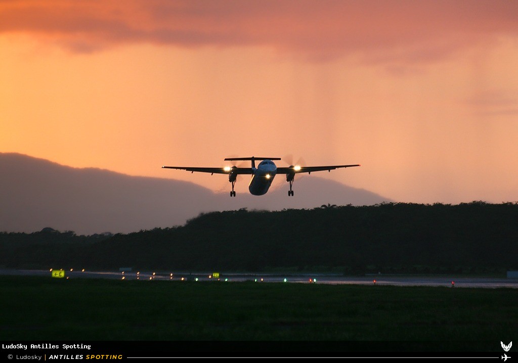V2-LGG · De Havilland Canada Dash 8-300, LIAT, Pointe-à-Pitre – Maryse Condé