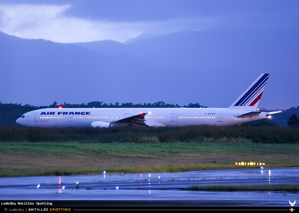 F-GSQS · Boeing 777-300ER, Air France, Pointe-à-Pitre – Maryse Condé