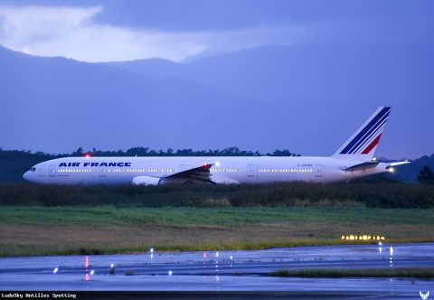 F-GSQS · Boeing 777-300ER, Pointe-à-Pitre – Maryse Condé
