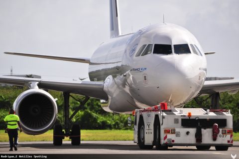 F-GKXQ · Airbus A320, Pointe-à-Pitre – Maryse Condé