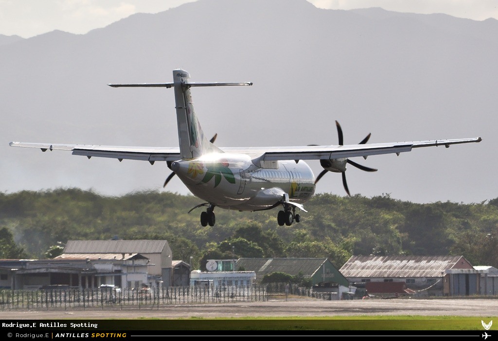 F-OIXH · ATR 42-500, Air Antilles Express, Pointe-à-Pitre – Maryse Condé