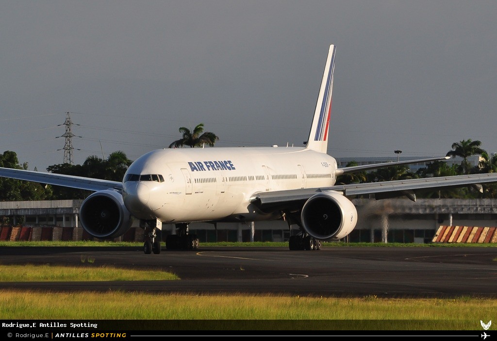 F-GSQR · Boeing 777-300ER, Air France, Pointe-à-Pitre – Maryse Condé