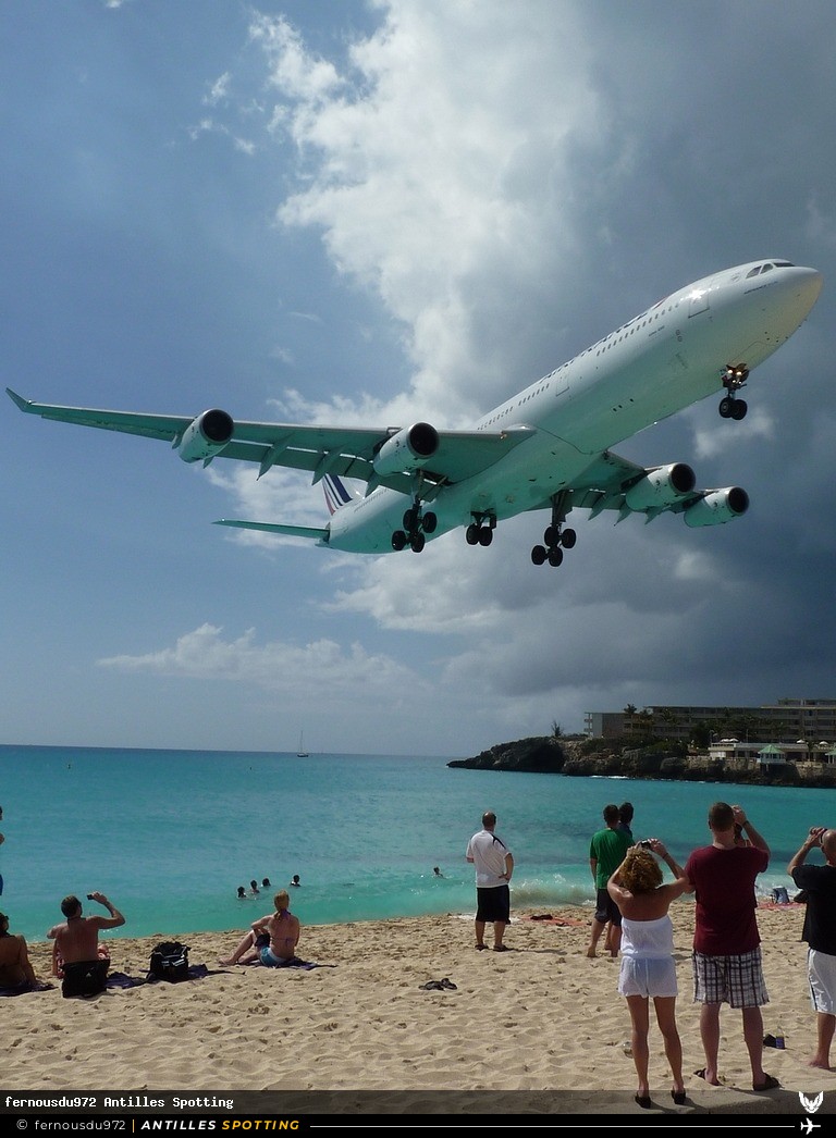 F-GLZN · Airbus A340-300, Air France, Sint Maarten – Princess Juliana