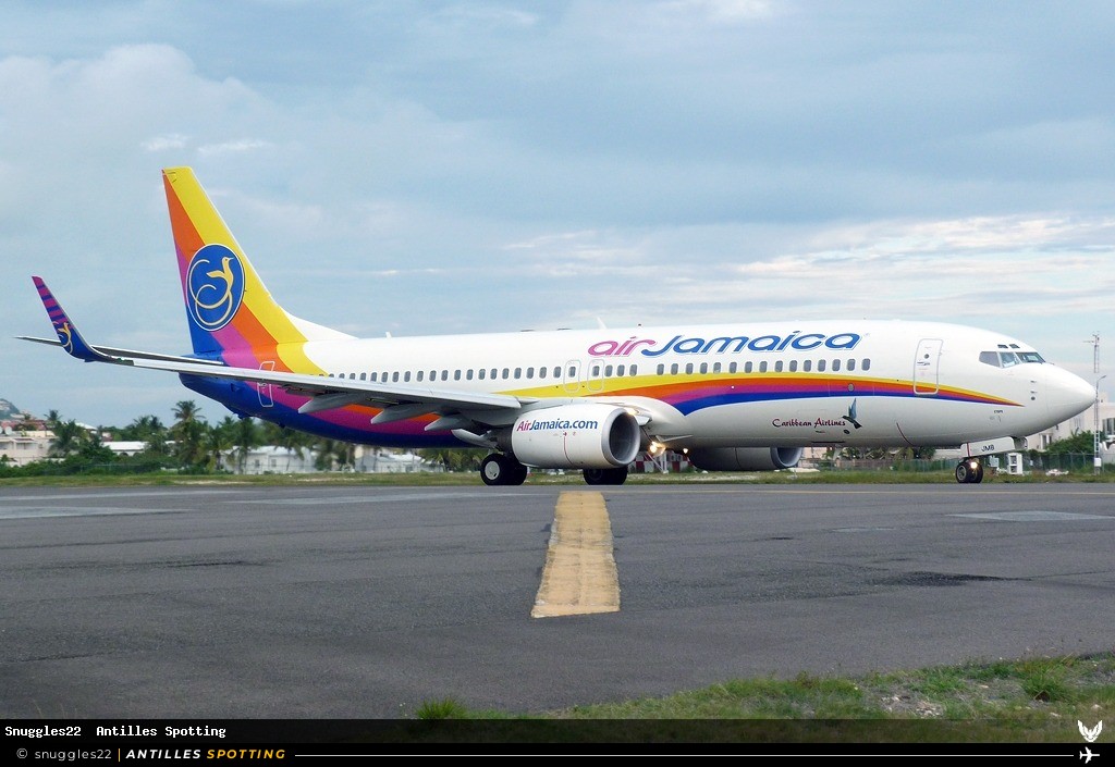9Y-JMB · Boeing 737-800, Air Jamaica (Caribbean Airlines), Sint Maarten – Princess Juliana