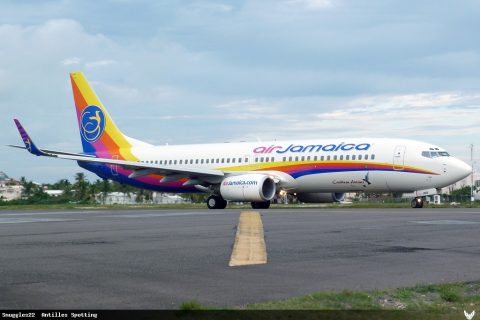 9Y-JMB · Boeing 737-800, Sint Maarten – Princess Juliana
