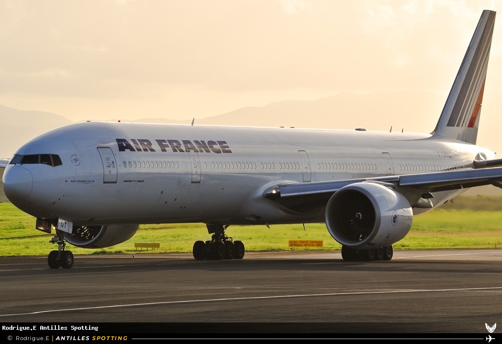 F-GSQT · Boeing 777-300ER, Air France, Pointe-à-Pitre – Maryse Condé