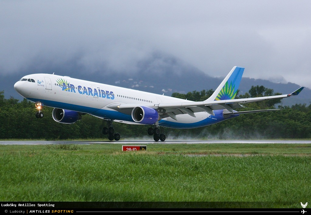 F-OONE · Airbus A330-300, Air Caraïbes, Martinique – Aimé Césaire
