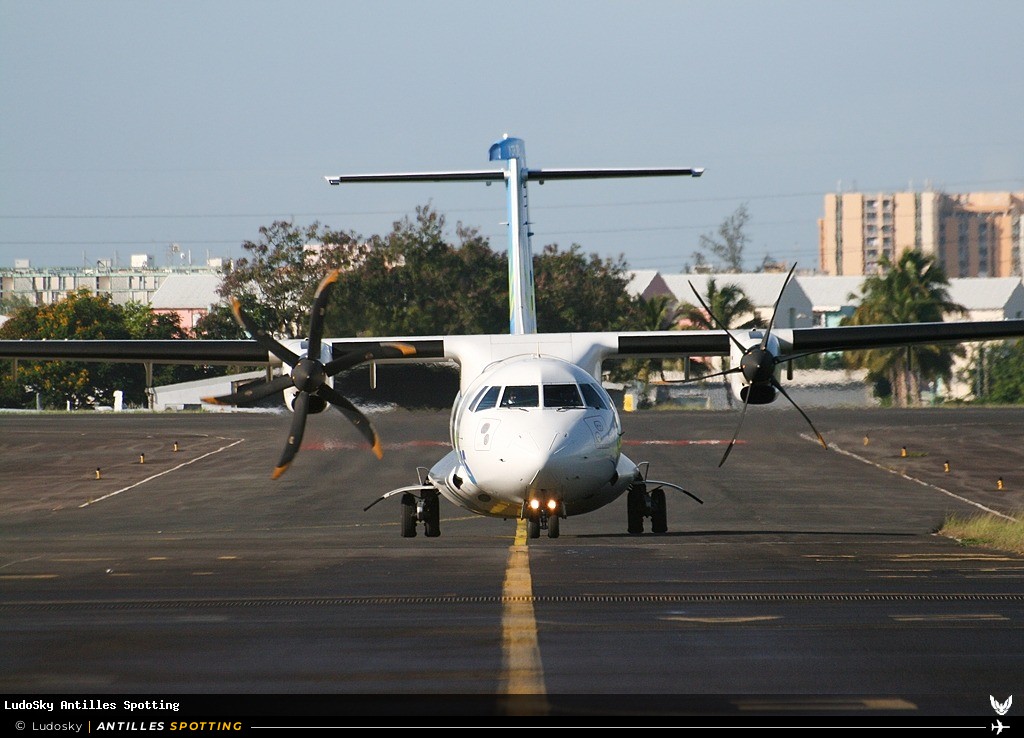F-OIJK · ATR 72-500, Air Caraïbes, Pointe-à-Pitre – Maryse Condé