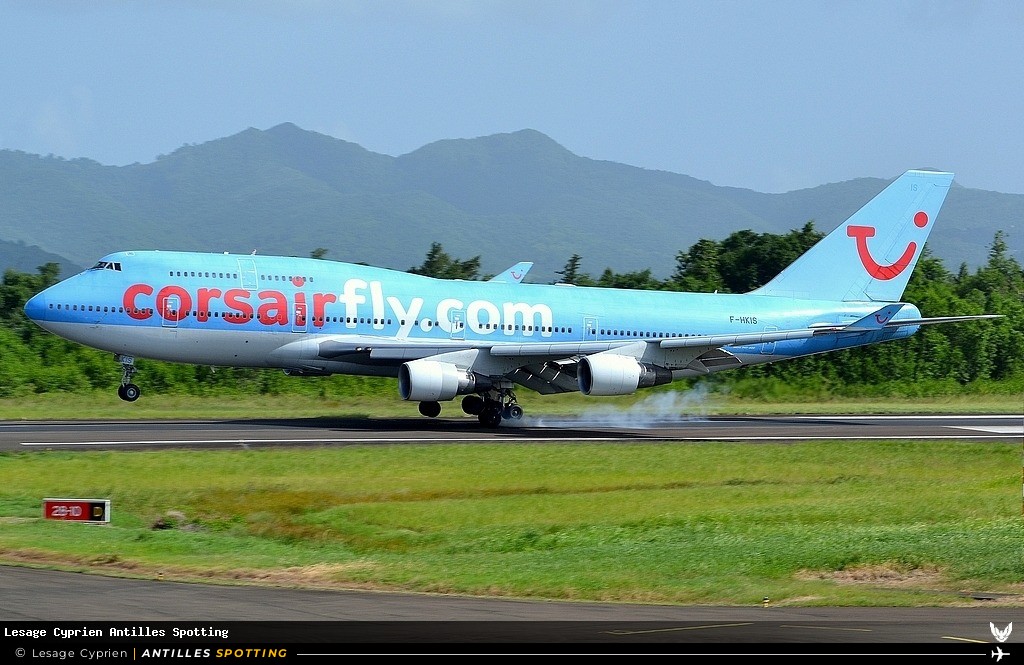 F-HKIS · Boeing 747-400, Corsairfly, Martinique – Aimé Césaire
