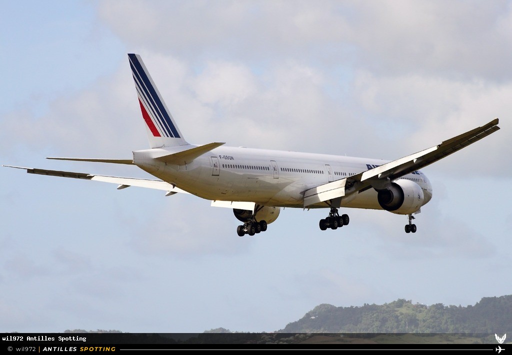 F-GSQN · Boeing 777-300ER, Air France, Martinique – Aimé Césaire