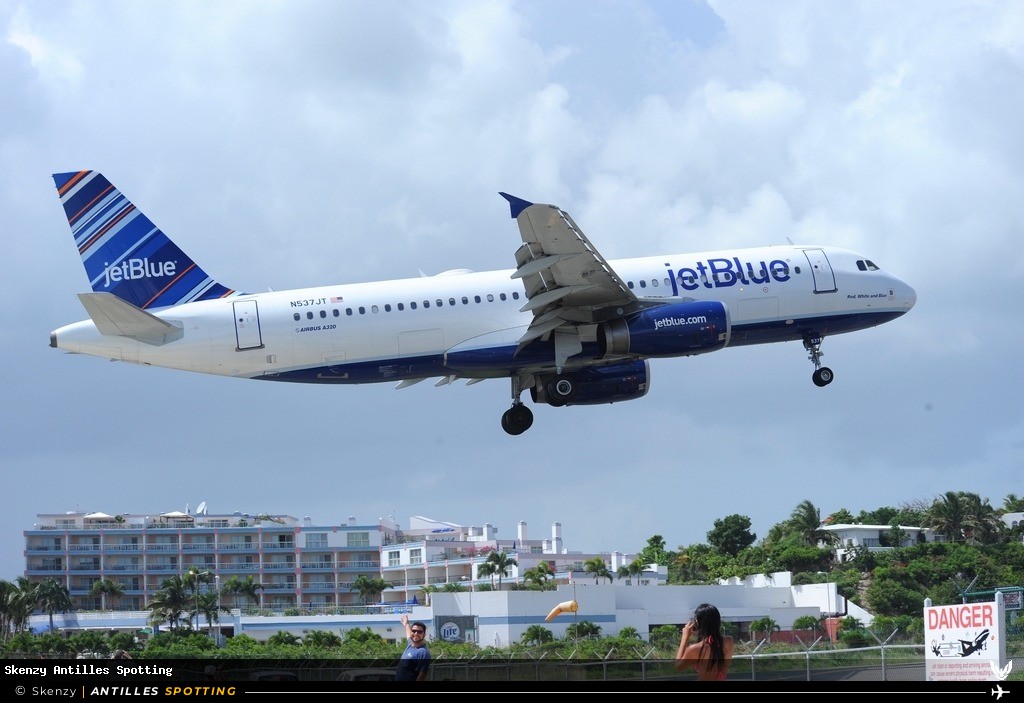 N537JT · Airbus A320, JetBlue, Sint Maarten – Princess Juliana