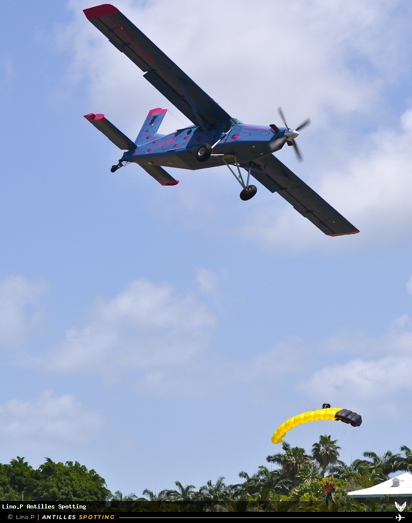 N77DQ · Pilatus PC-6 Porter, Atlantel Aeroservices, Saint-François