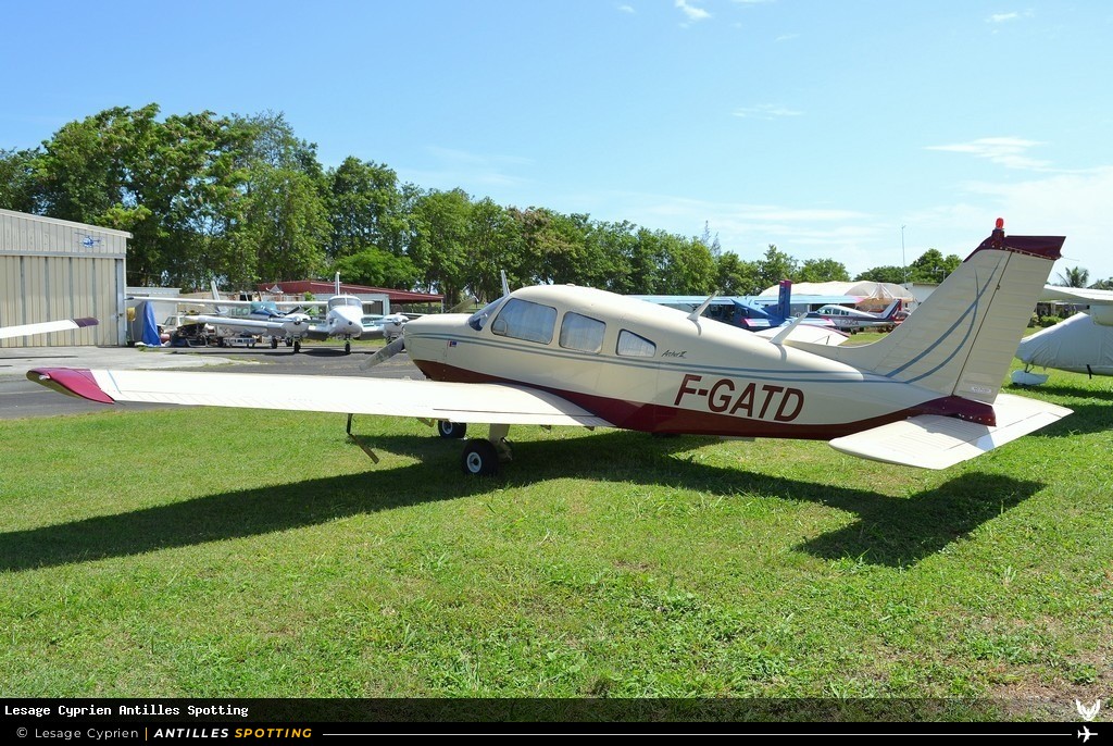 F-GATD · Piper PA-28 Cherokee / Warrior / Archer, Horizon Caraïbes, Saint-François