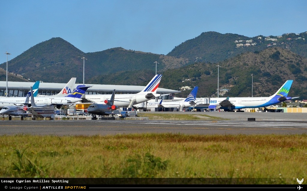Aéroport · Terminal, TNCM - Sint Maarten – Princess Juliana, Sint Maarten – Princess Juliana
