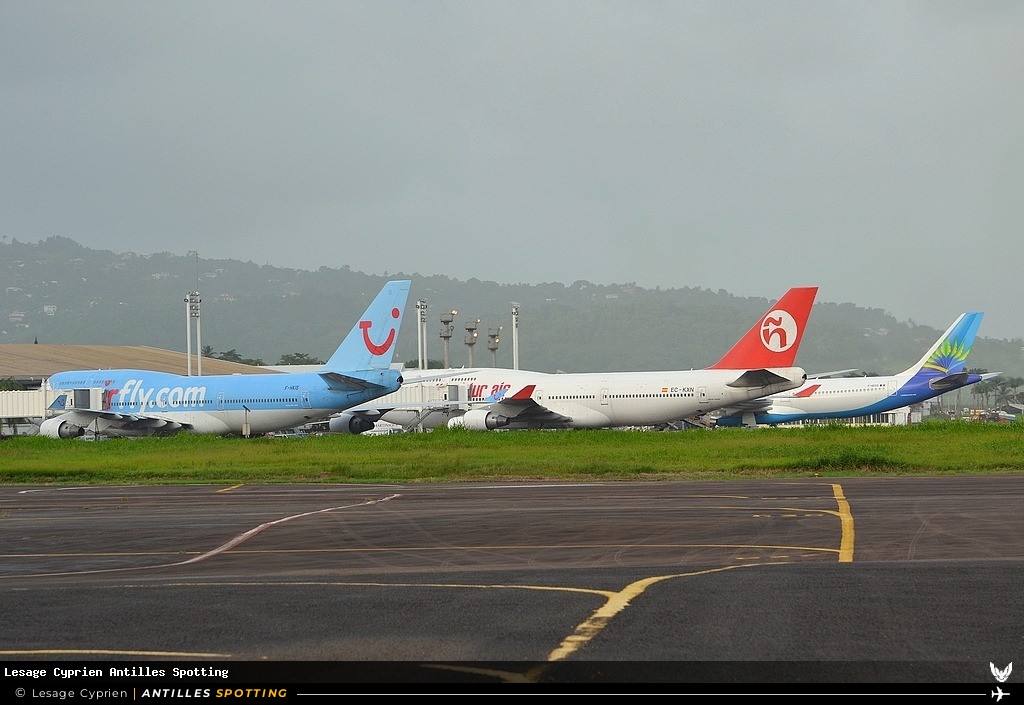 Aéroport · Terminal, TFFF - Martinique – Aimé Césaire, Martinique – Aimé Césaire