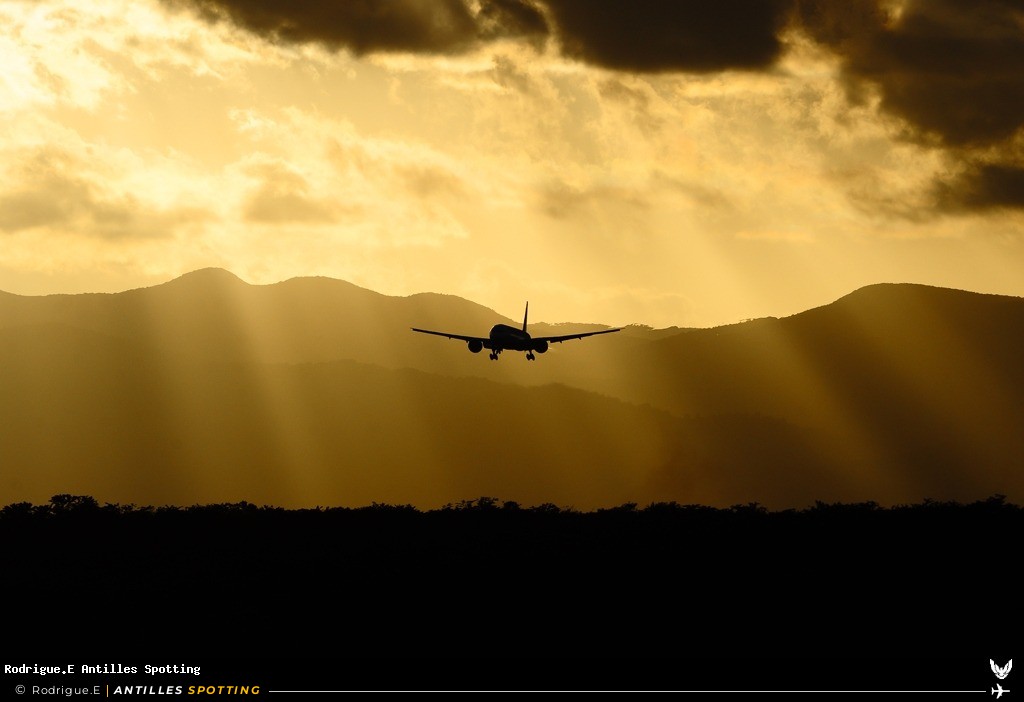 F-GSQX · Boeing 777-300ER, Air France, Pointe-à-Pitre – Maryse Condé