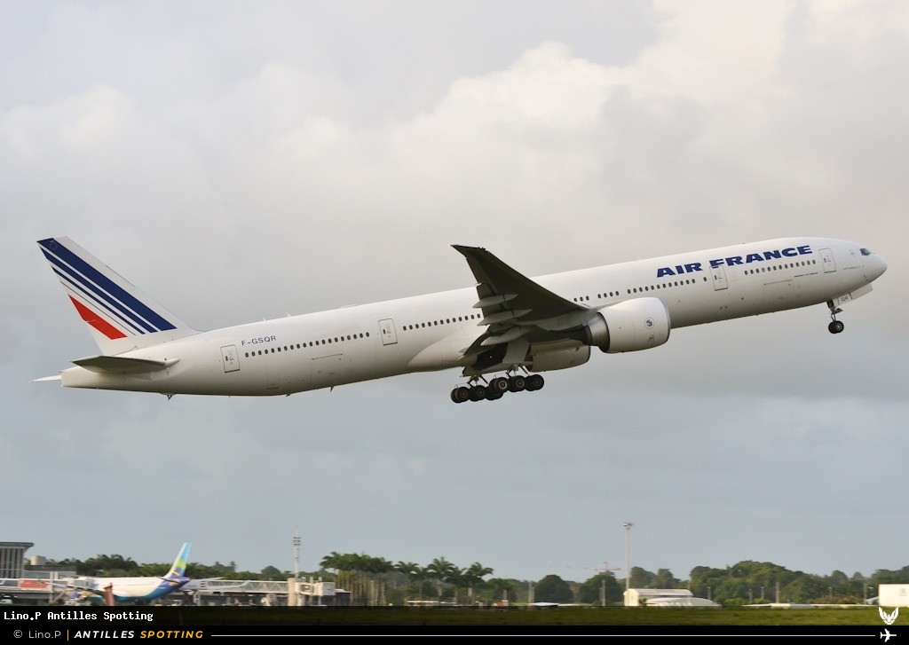 F-GSQR · Boeing 777-300ER, Air France, Pointe-à-Pitre – Maryse Condé
