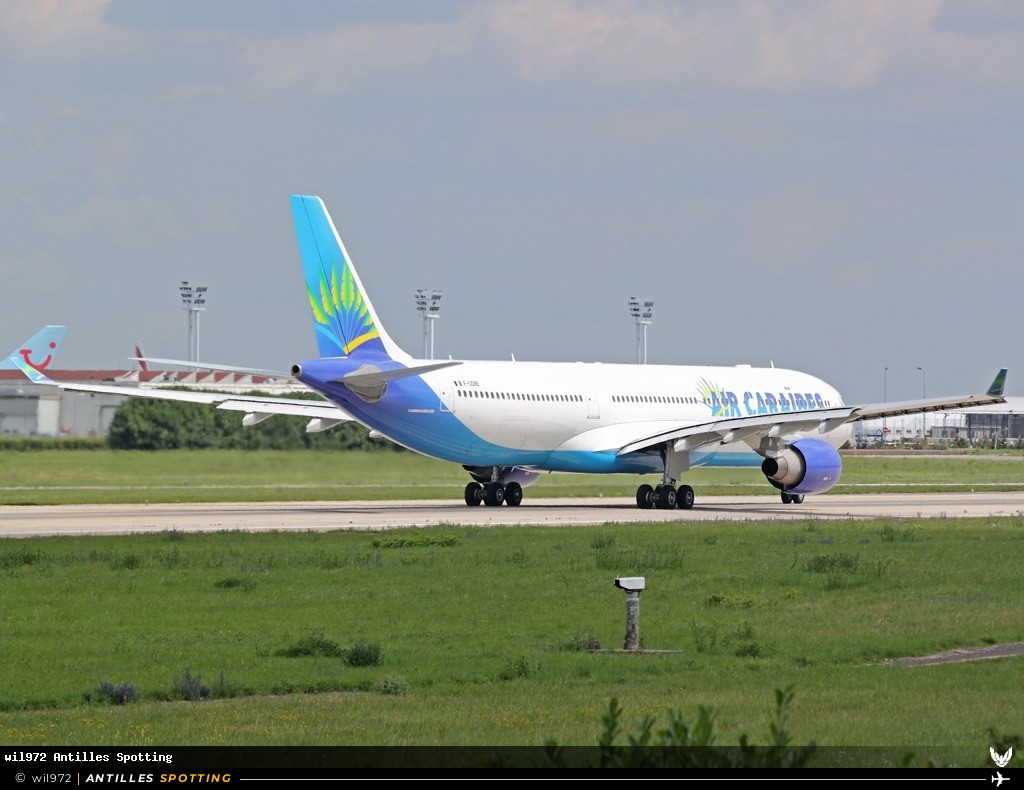 F-OONE · Airbus A330-300, Air Caraïbes, Paris-Orly