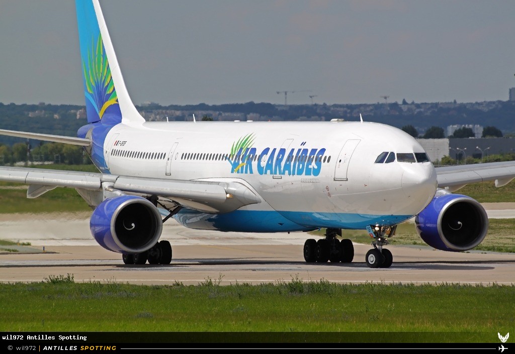 F-OFDF · Airbus A330-200, Air Caraïbes, Paris-Orly