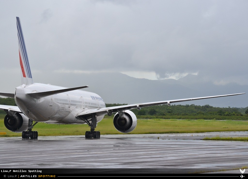 F-GSQX · Boeing 777-300ER, Air France, Pointe-à-Pitre – Maryse Condé