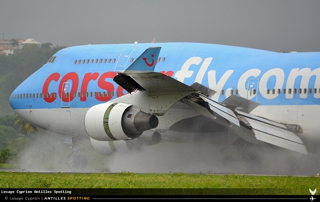 F-HKIS · Boeing 747-400, Corsairfly, Martinique – Aimé Césaire