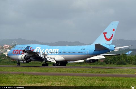 F-HLOV · Boeing 747-400, Martinique – Aimé Césaire
