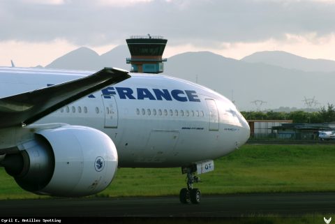 F-GSQT · Boeing 777-300ER, Pointe-à-Pitre – Maryse Condé