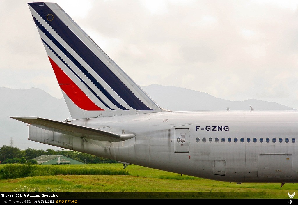 F-GZNG · Boeing 777-300ER, Air France, Pointe-à-Pitre – Maryse Condé