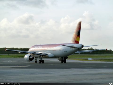 N416AV · Airbus A320 (2011)