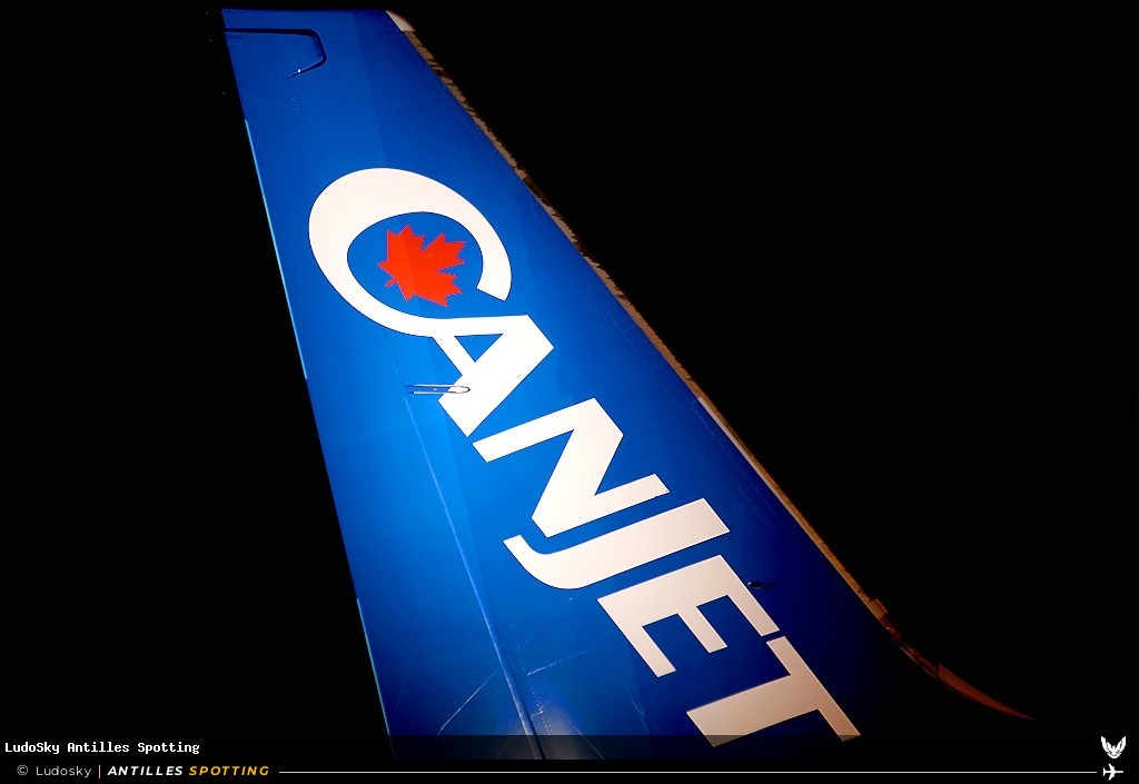 C-GDGQ · Boeing 737-800, CanJet, Pointe-à-Pitre – Maryse Condé