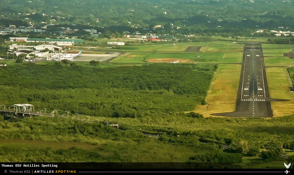 Aéroport · Autres, TFFR - Pointe-à-Pitre – Maryse Condé, Pointe-à-Pitre – Maryse Condé