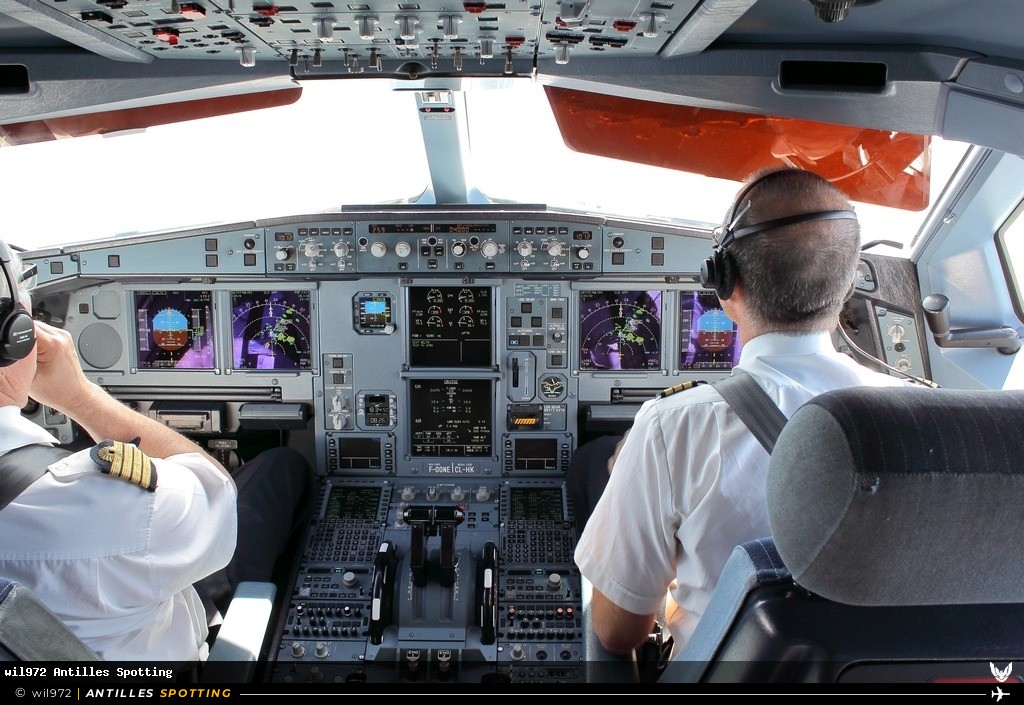 F-OONE · Airbus A330-300, Air Caraïbes, Martinique – Aimé Césaire