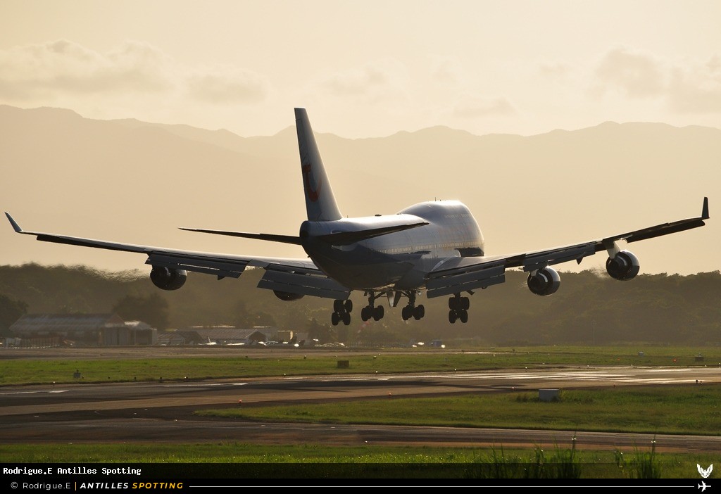 F-HSEA · Boeing 747-400, Corsairfly, Pointe-à-Pitre – Maryse Condé