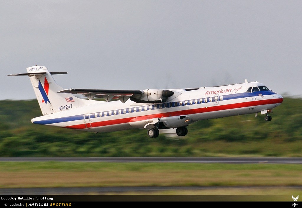 N342AT · ATR 72-200, American Eagle, Pointe-à-Pitre – Maryse Condé