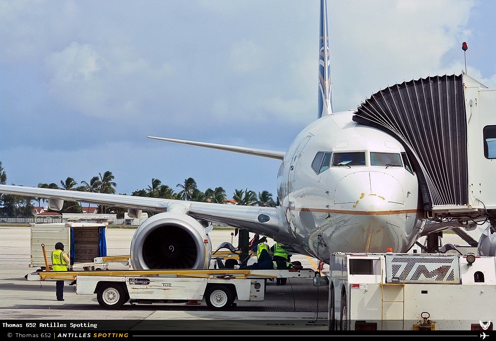 HP-1375CMP · Boeing 737-700, Copa Airlines, Sint Maarten – Princess Juliana