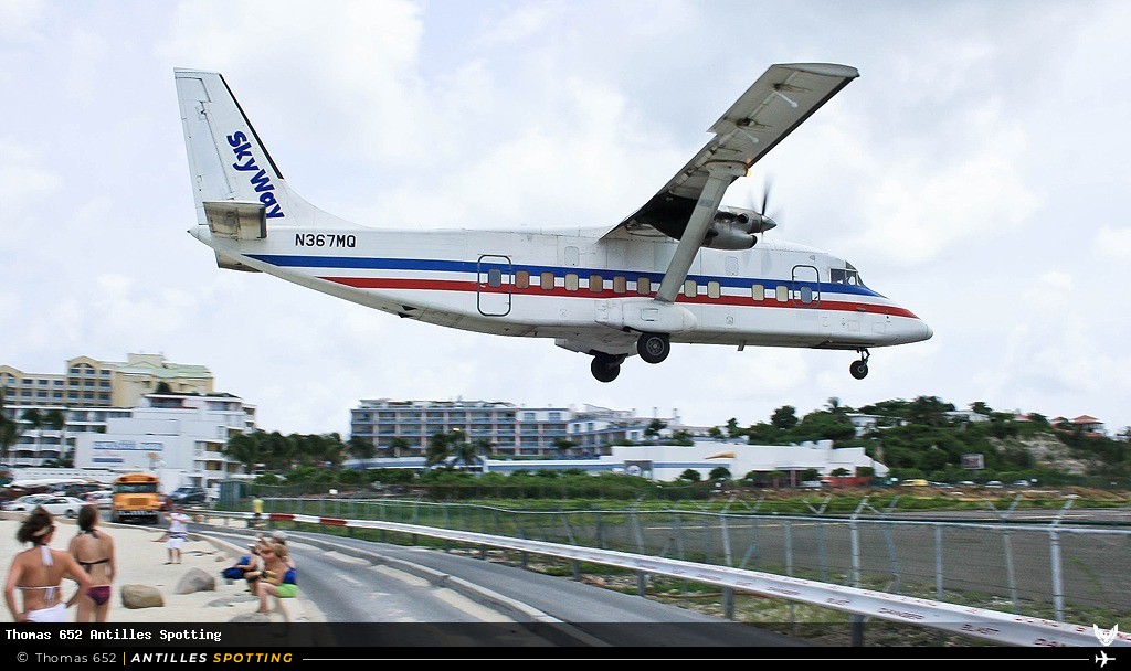 N367MQ · Short 360, Skyway, Sint Maarten – Princess Juliana