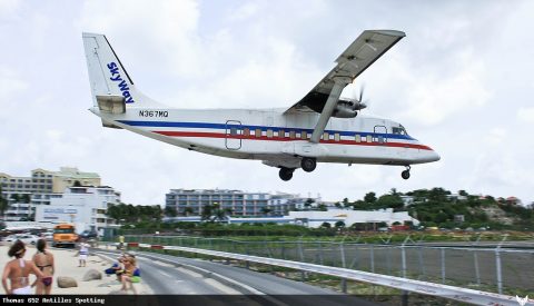 N367MQ · Short 360, Sint Maarten – Princess Juliana