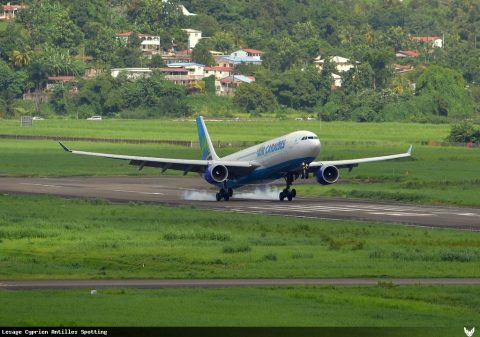 F-OONE · Airbus A330-300, Martinique – Aimé Césaire