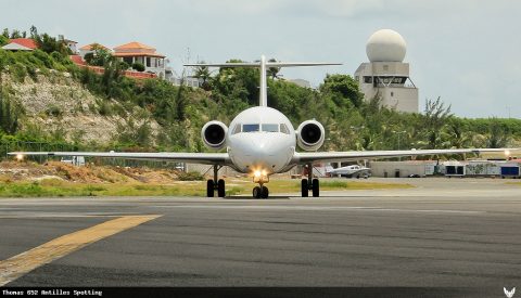 PJ-DAB · Fokker 100 (2011)