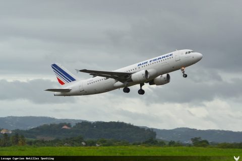 F-GKXC · Airbus A320, Martinique – Aimé Césaire