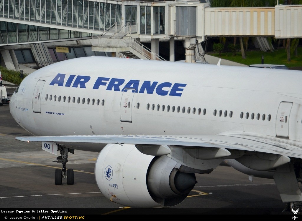 F-GSQO · Boeing 777-300ER, Air France, Martinique – Aimé Césaire