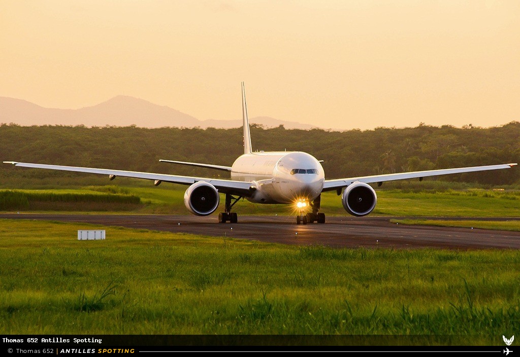 F-GSQP · Boeing 777-300ER, Air France, Pointe-à-Pitre – Maryse Condé